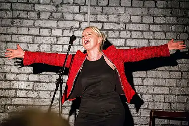 teambuilding with talent show