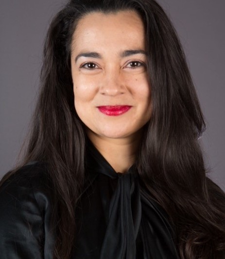 cristine-de-paula-on