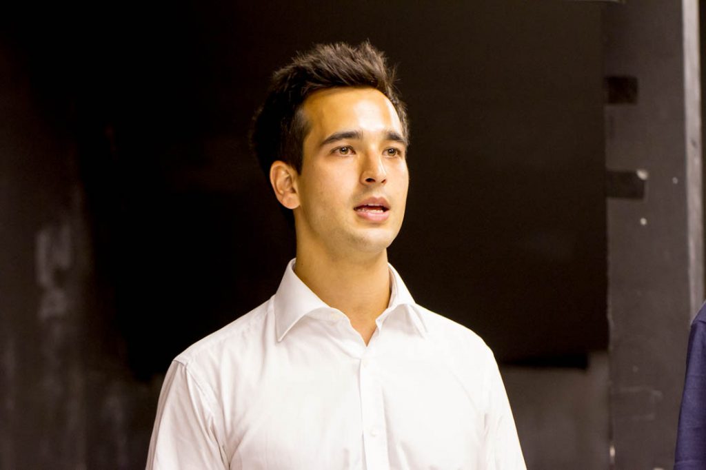 beginners singing exercise 1