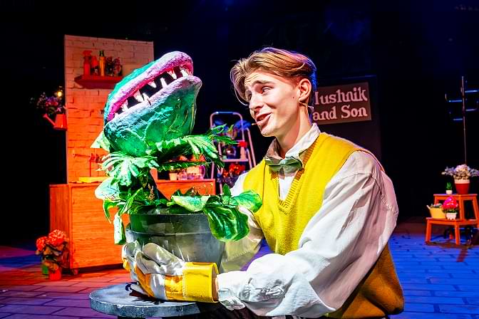 LITTLE SHOP OF HORRORS | BRIDEWELL THEATRE | OCTOBER 2023 LITTLE SHOP OF HORRORS | BRIDEWELL THEATRE | OCTOBER 2023