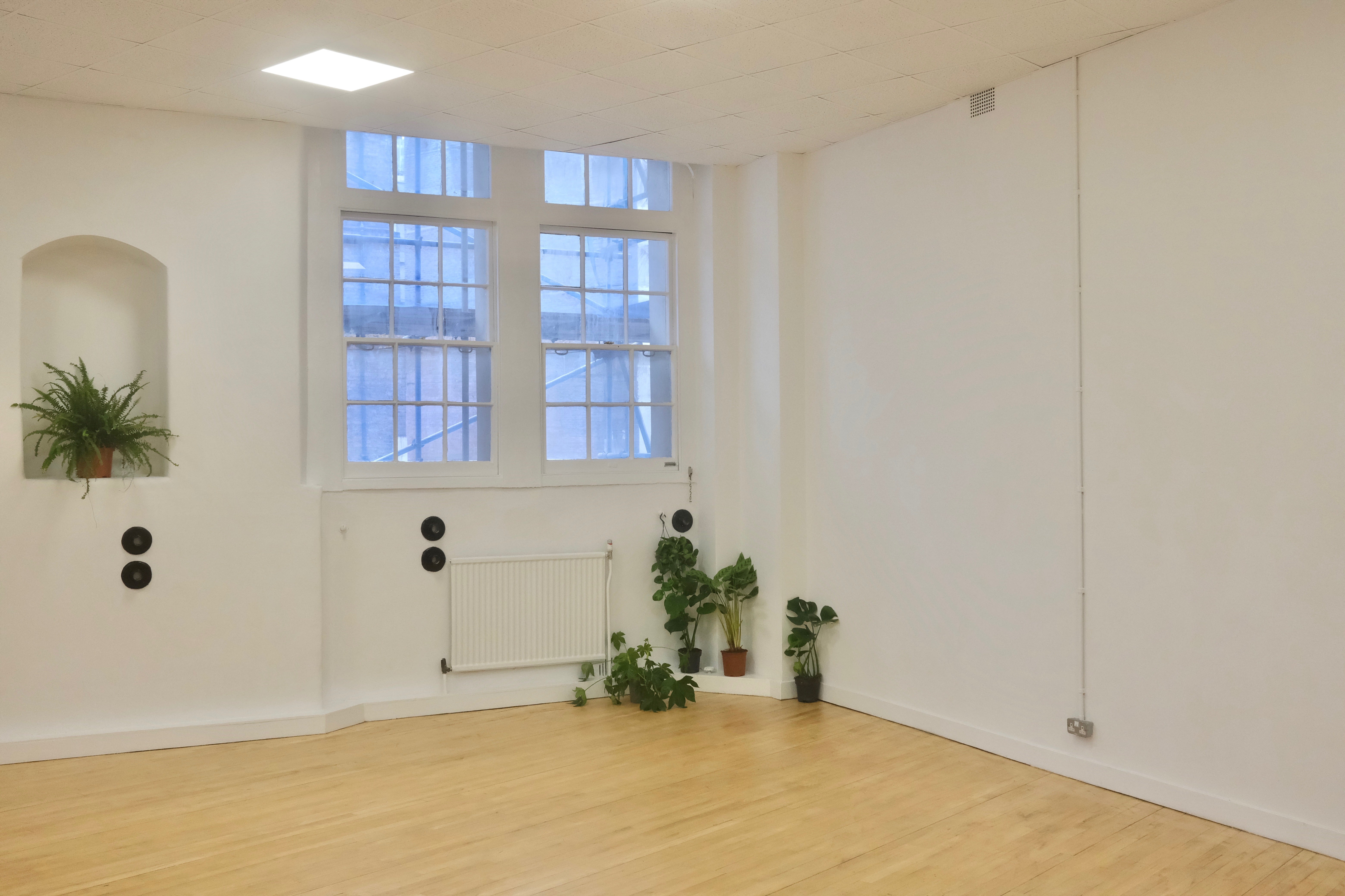 Studio 4