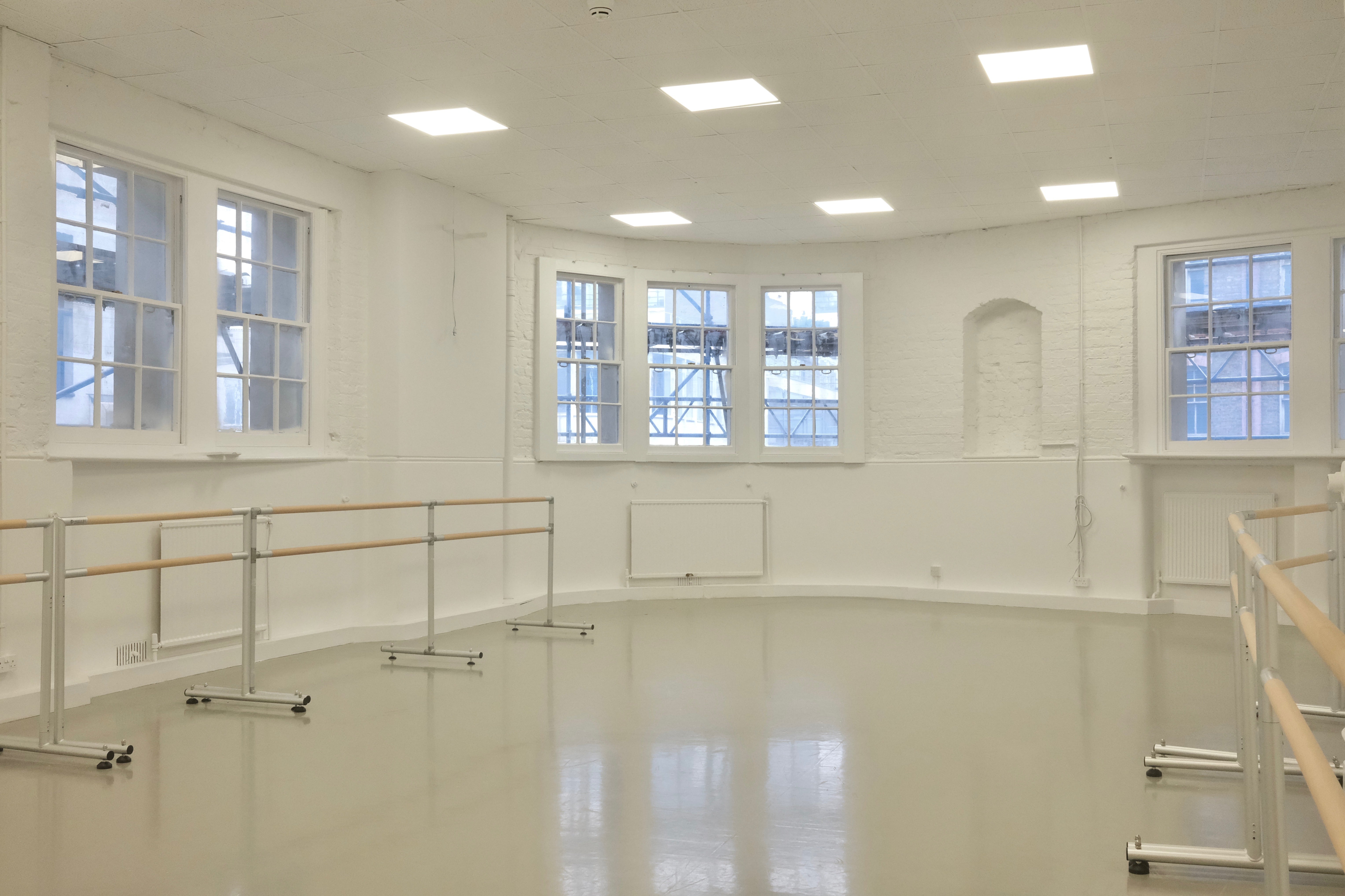 Studio 5
