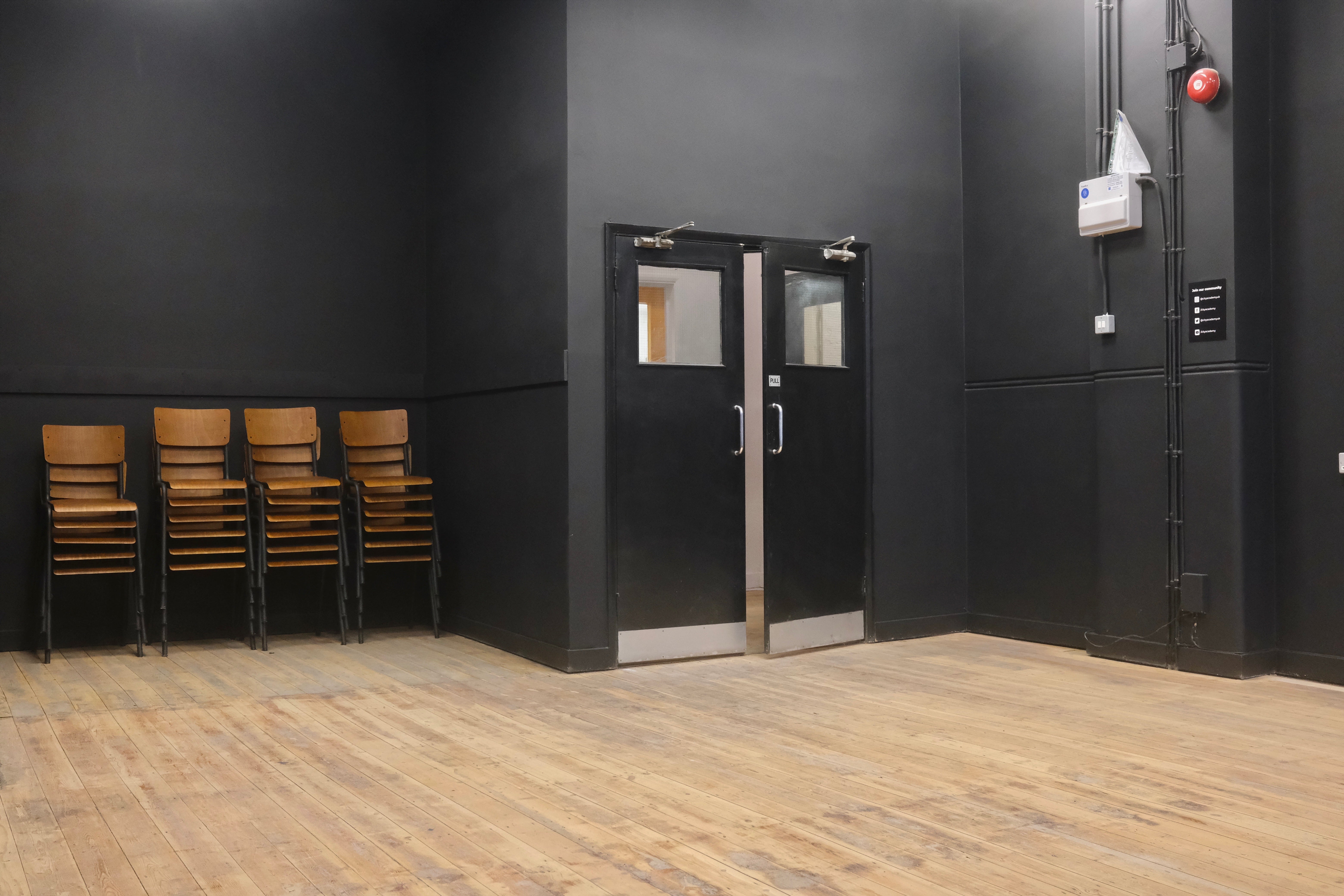 Studio 6