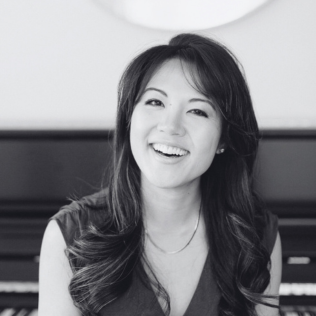 Nicole Wakabayashi